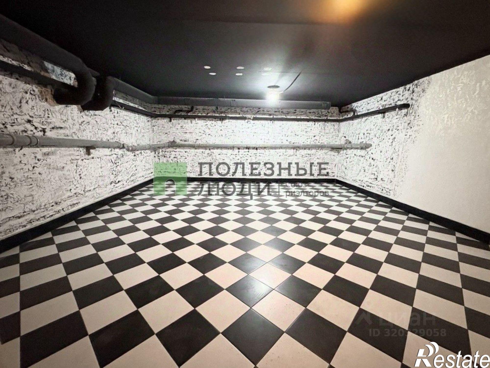 Купить помещение свободного назначения за 7 381 440 рублей на улица Фомина, 9