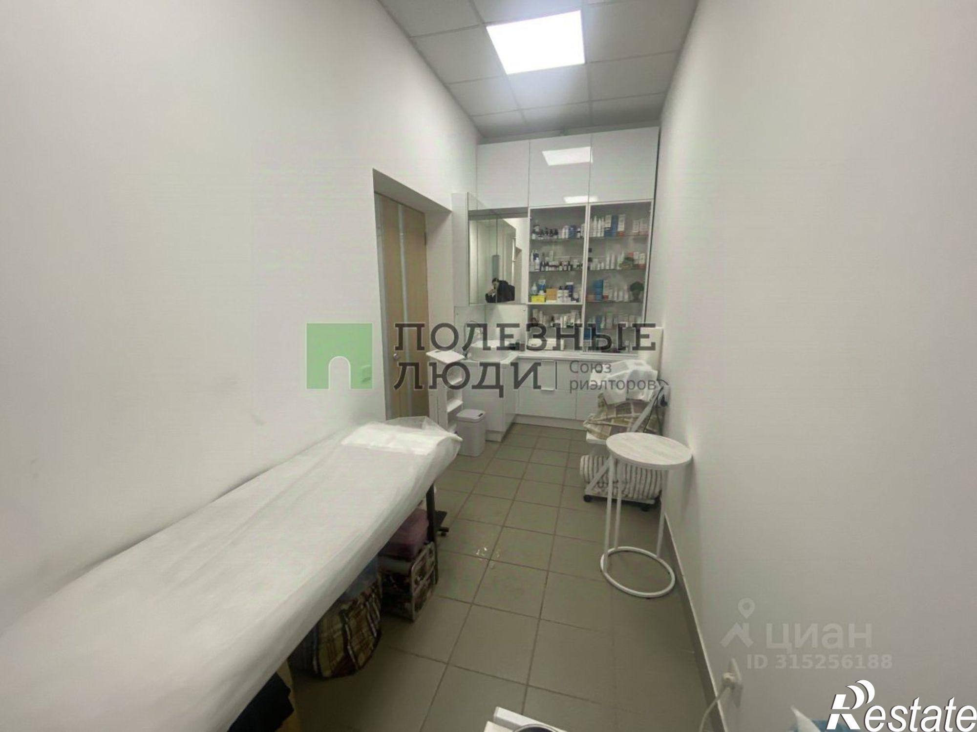 Купить помещение свободного назначения за 3 948 850 рублей на Комсомольская улица (дублер), 358