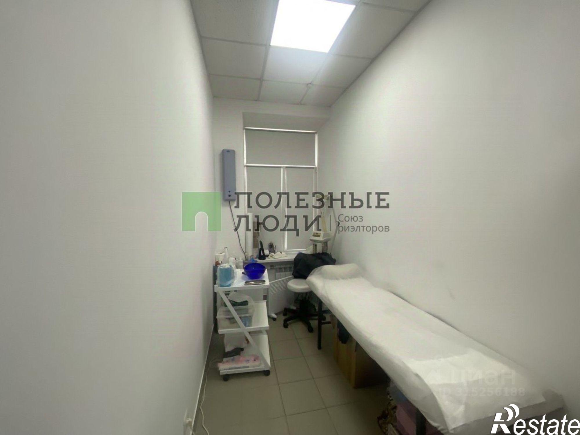 Купить помещение свободного назначения за 3 948 850 рублей на Комсомольская улица (дублер), 358