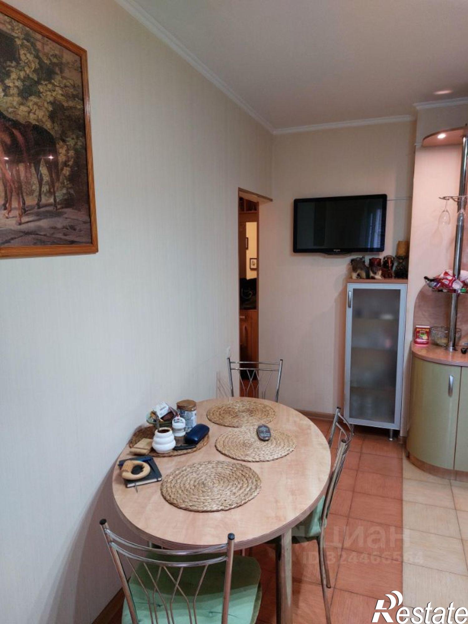 Купить квартиру за 8 000 000 рублей на улица Картукова, 2