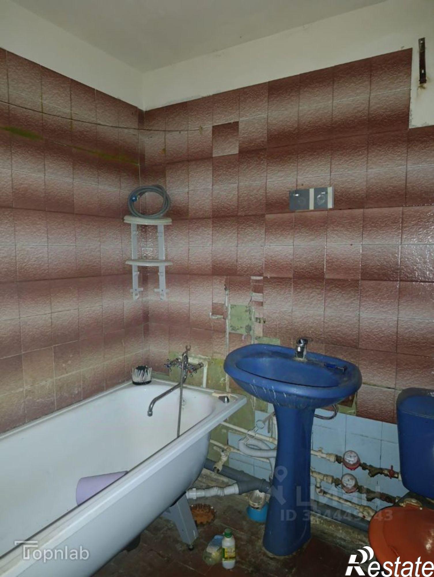 Купить квартиру за 2 430 000 рублей на Планерная улица, 57