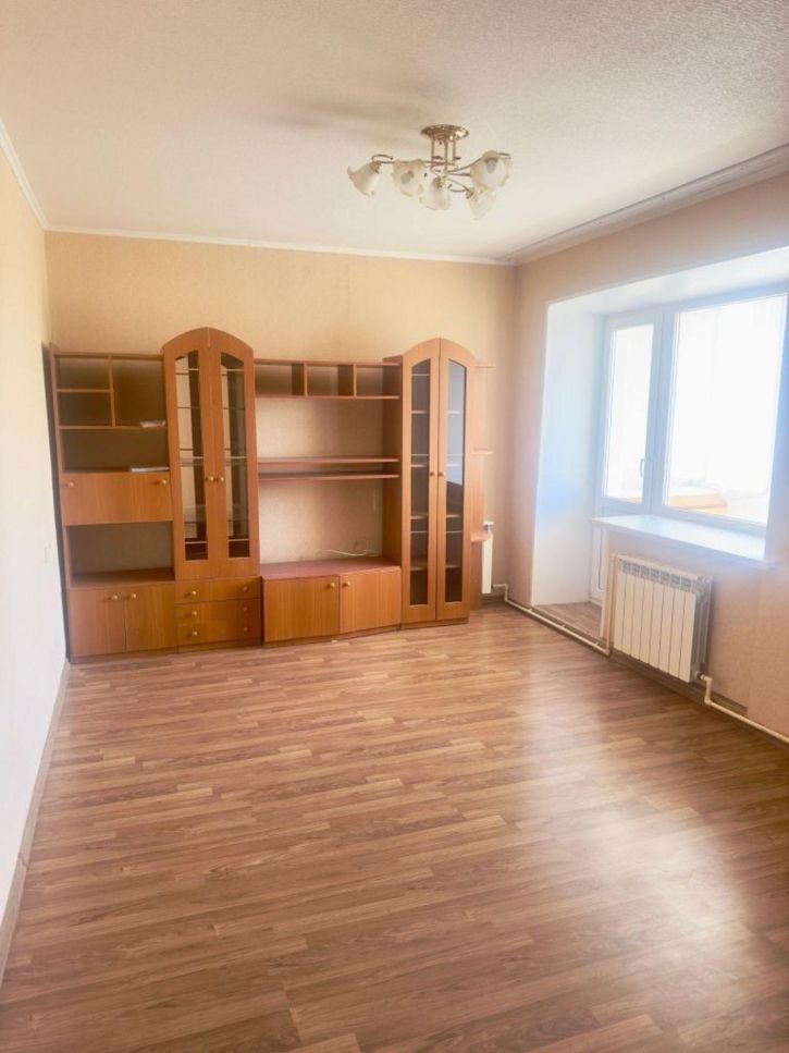 2-комн квартира Заводская, 70