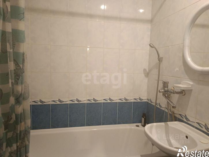 2-комн квартира Паровозная улица, 58,  д. 58