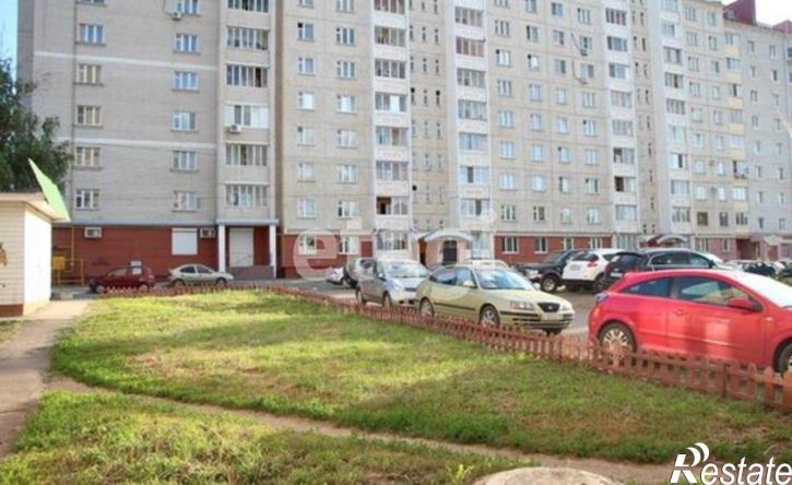 2-комн квартира улица Латышских Стрелков, 39А,  д. 39А