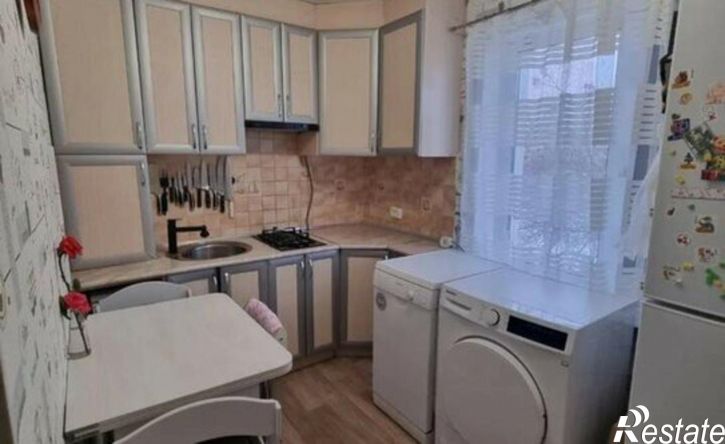 2-комн квартира улица Кирова, 44,  д. 44