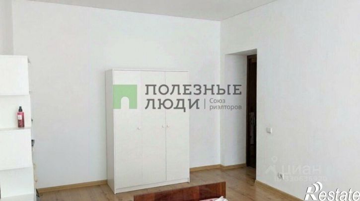 3-комн квартира улица Осипенко, 2,  д. 2