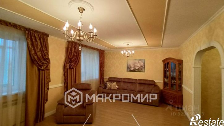 3-комн квартира улица Гайдара, 48,  д. 48