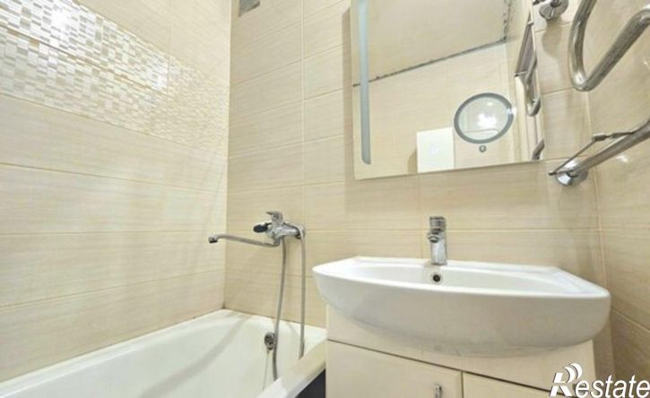 2-комн квартира улица 8 Марта, 66,  д. 66