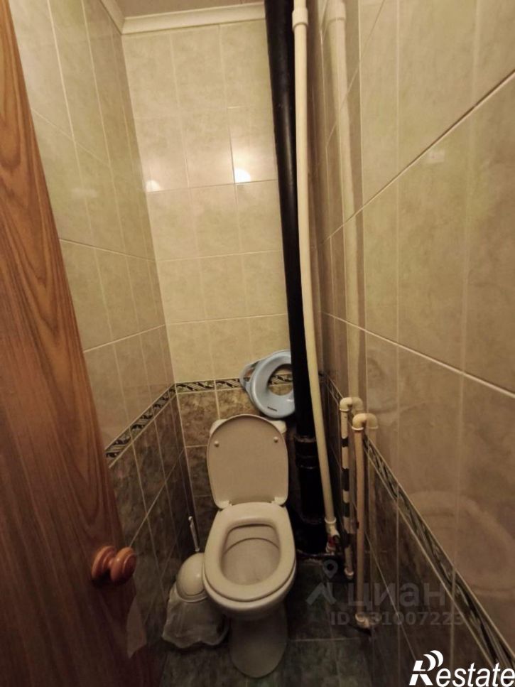 3-комн квартира улица Бурова, 14,  д. 14