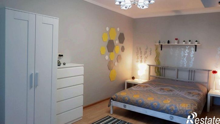2-комн квартира Орёл, улица Левый Берег реки Оки, 57