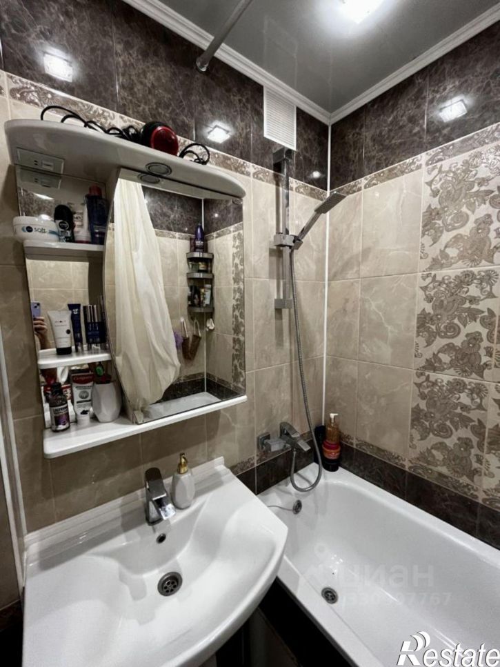 2-комн квартира улица Революции, 30,  д. 30