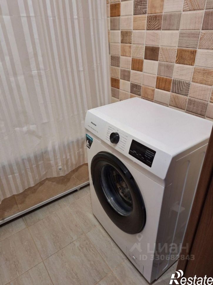 2-комн квартира ул Генерала Лаврова, 1 4,  д. 1 4,  к. 4