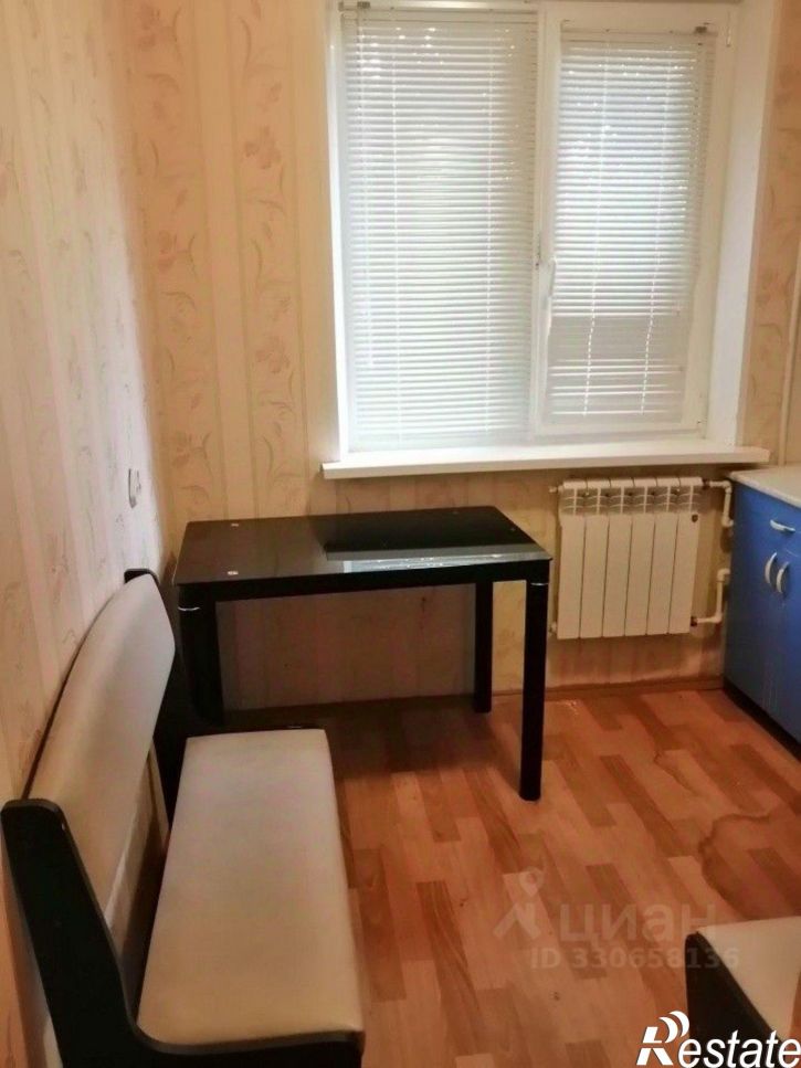 1-комн квартира мкр Коммаш, 2,  д. 2