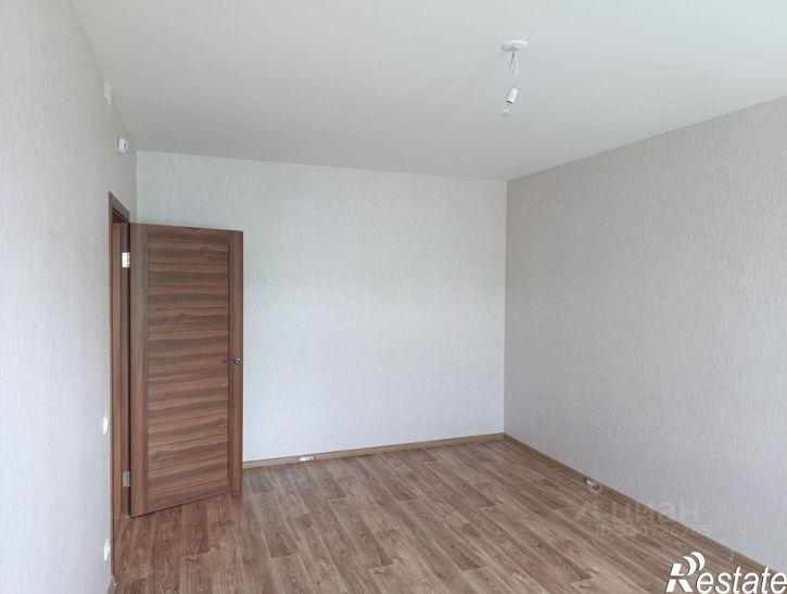 1-комн квартира улица Николая Сенина, 4 к2,  д. 4 к2