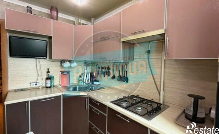 3-комн квартира улица Машиностроителей, 4,  д. 4