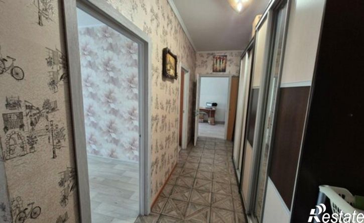 3-комн квартира Урицкий район, посёлок городского типа Нарышкино, Садовая улица, 10А