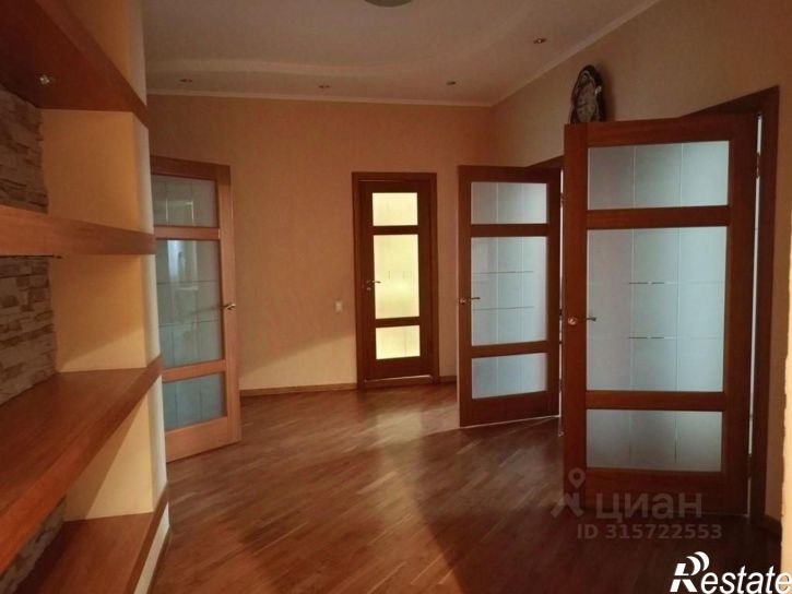 3-комн квартира Орёл, набережная Дубровинского, 74