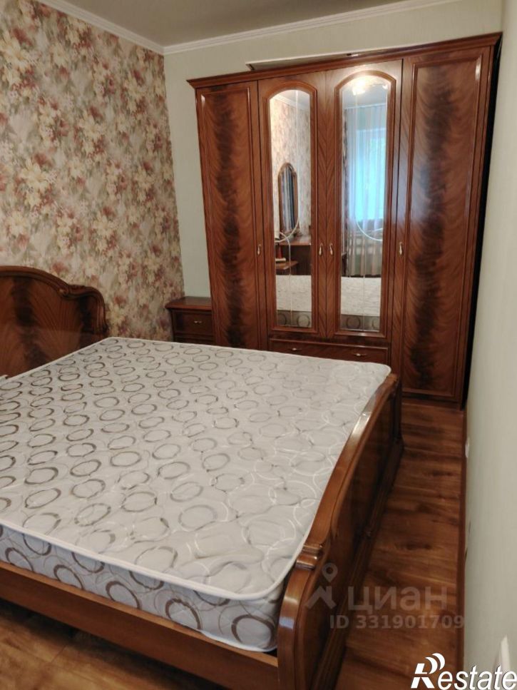 3-комн квартира Мценск, 1-й микрорайон, 27