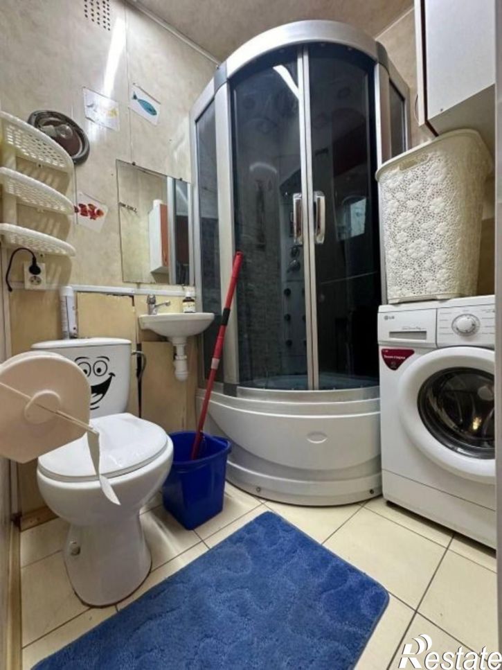 2-комн квартира Свердлова улица, 240ка