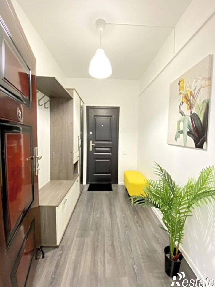 1-комн квартира Машиностроителей улица, 4