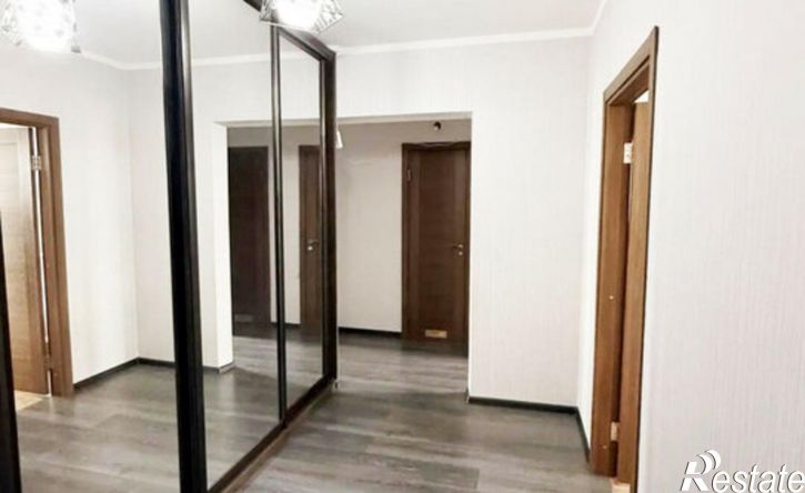 3-комн квартира Орёл, Зареченская улица, 2к2