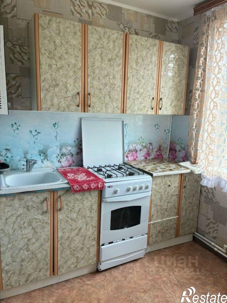2-комн квартира мкр 1-й, 3,  д. 3