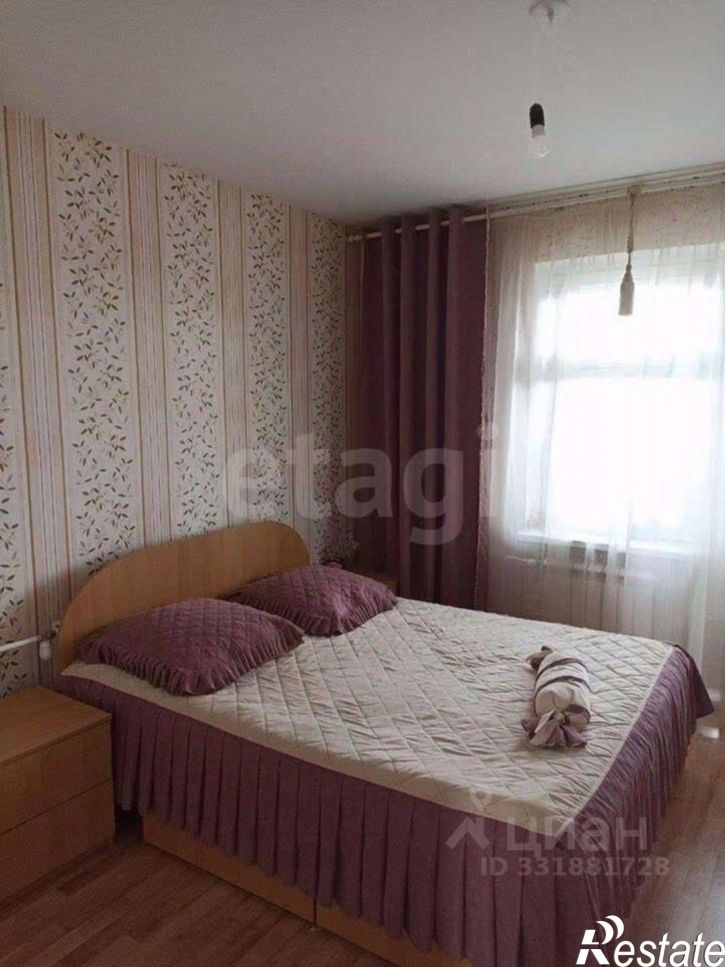 3-комн квартира ул Естина, 2,  д. 2
