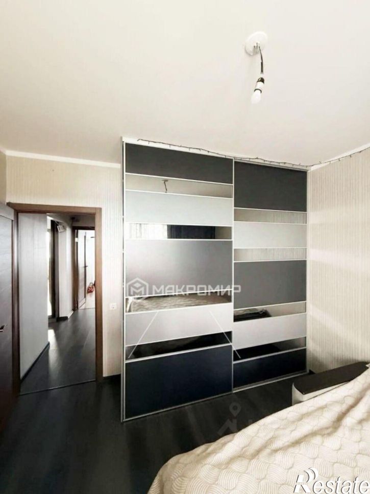 3-комн квартира Орёл г., Заводской, Зареченская ул.