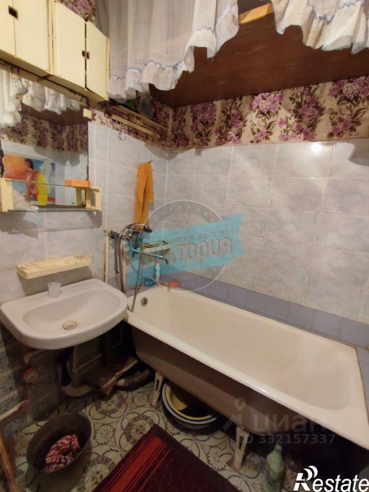 2-комн квартира ул Машиностроителей, 2,  д. 2