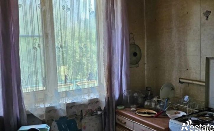 2-комн квартира мкр 1-й, 13,  д. 13