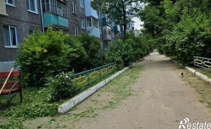 2-комн квартира мкр 1-й, 13,  д. 13
