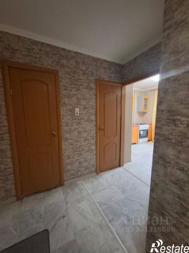 2-комн квартира мкр 1-й, 17,  д. 17