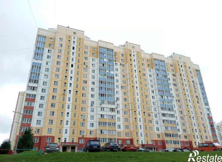 3-комн квартира ул Генерала Лаврова, 10,  д. 10