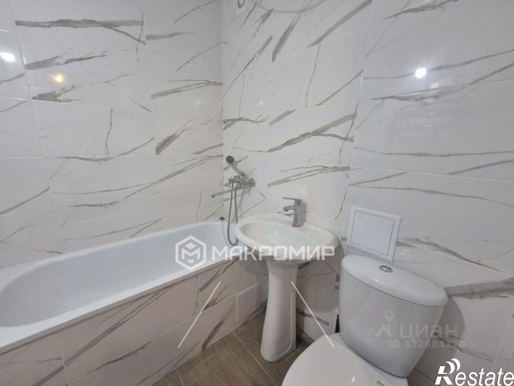 2-комн квартира мкр 1-й, 23,  д. 23