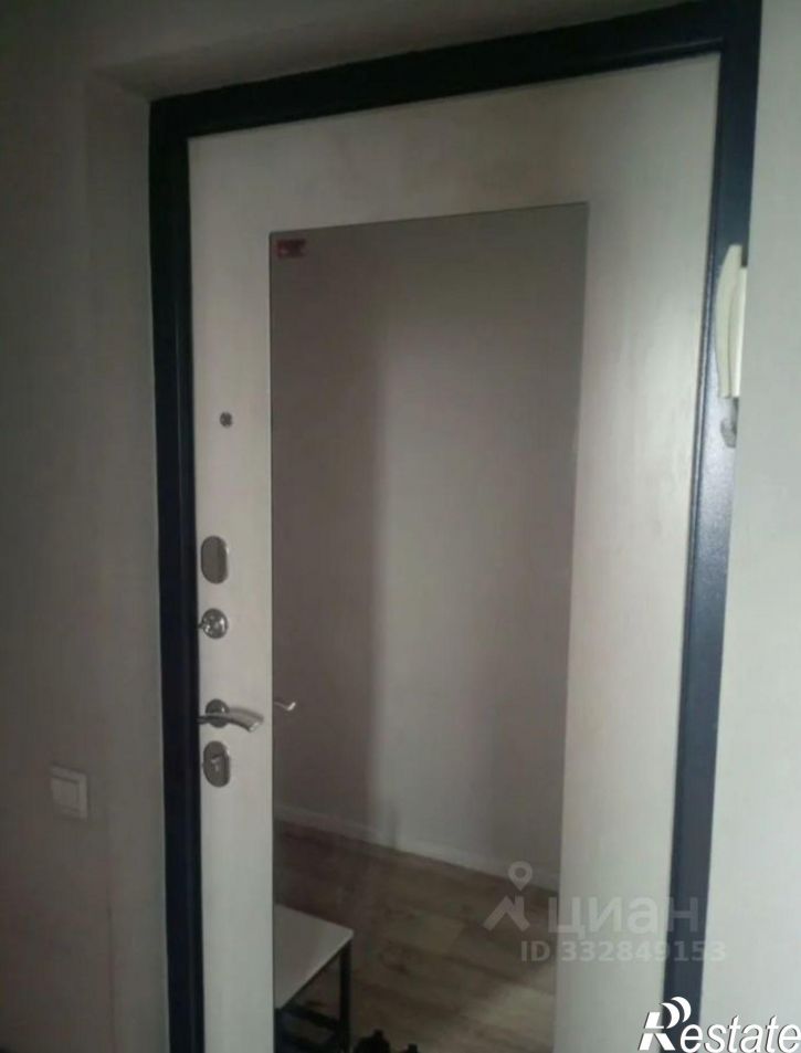 3-комн квартира Орёл, площадь Поликарпова, 10
