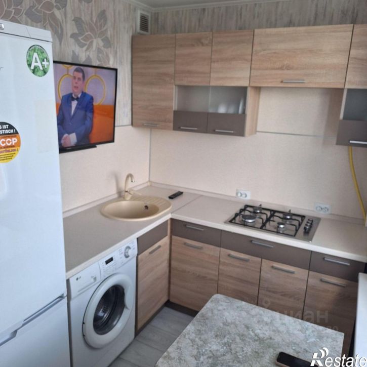 2-комн квартира ул Машиностроителей, 10,  д. 10