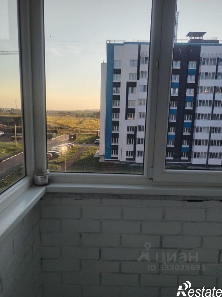 2-комн квартира б-р Героев, 4,  д. 4