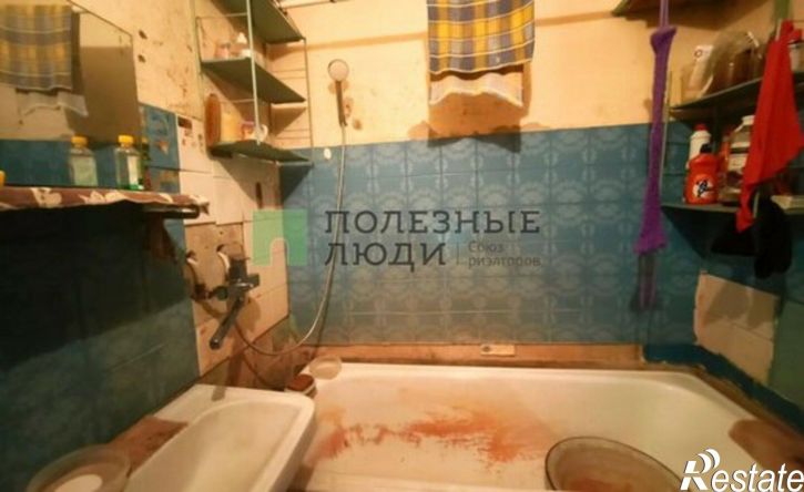 2-комн квартира посёлок городского типа Кромы, улица 30 лет Победы, 36