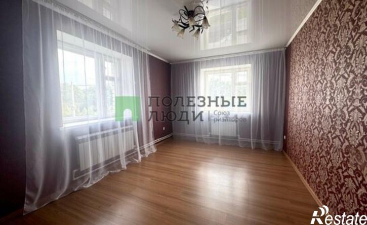 2-комн квартира посёлок городского типа Кромы, улица К. Маркса, 6