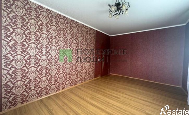2-комн квартира посёлок городского типа Кромы, улица К. Маркса, 6