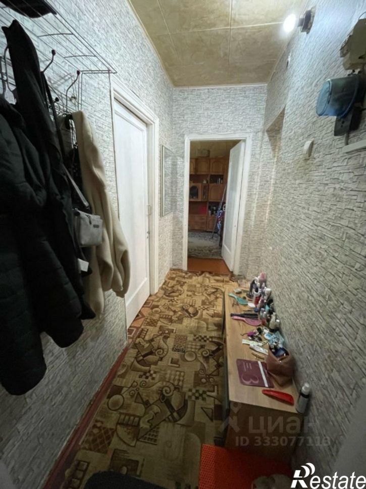 3-комн квартира ул Титова, 12,  д. 12