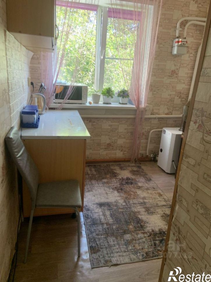 3-комн квартира ул Титова, 12,  д. 12