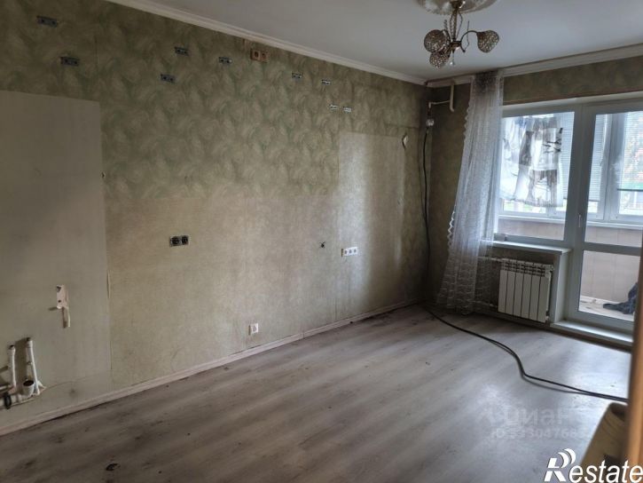3-комн квартира Орловская обл, г Орёл, ул Емлютина, д. 14, кв. 253
