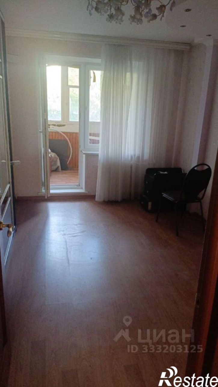 3-комн квартира Орёл, Черкасская улица, 36