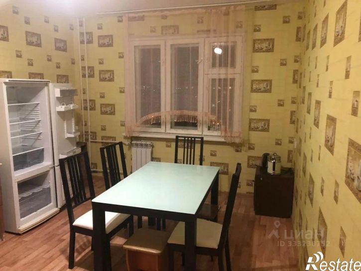 3-комн квартира ул Генерала Лаврова, 10,  д. 10
