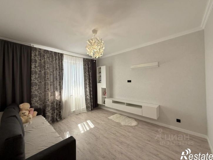 2-комн квартира ул Генерала Лаврова, 1 3,  д. 1 3,  к. 3