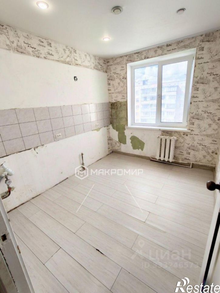 3-комн квартира Орёл г., Заводской