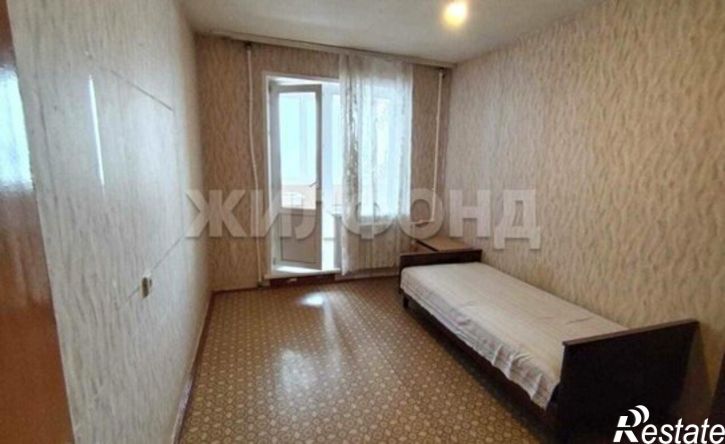 3-комн квартира Орёл, улица Бурова, 40