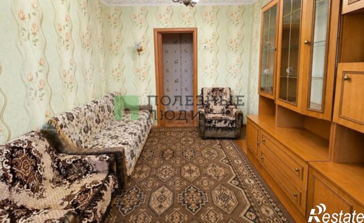 3-комн квартира посёлок городского типа Кромы, улица К. Маркса, 83