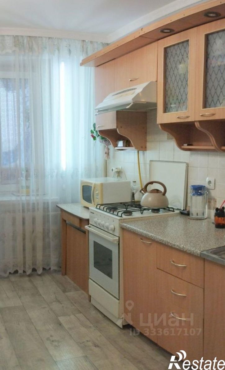 3-комн квартира улица Толстого, 2А,  д. 2А